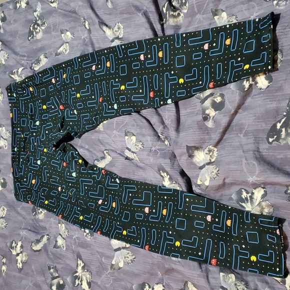3/$65 Society6 PacMan printed tights - Picture 2 of 7